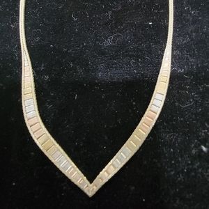 Vintage tricolor necklace